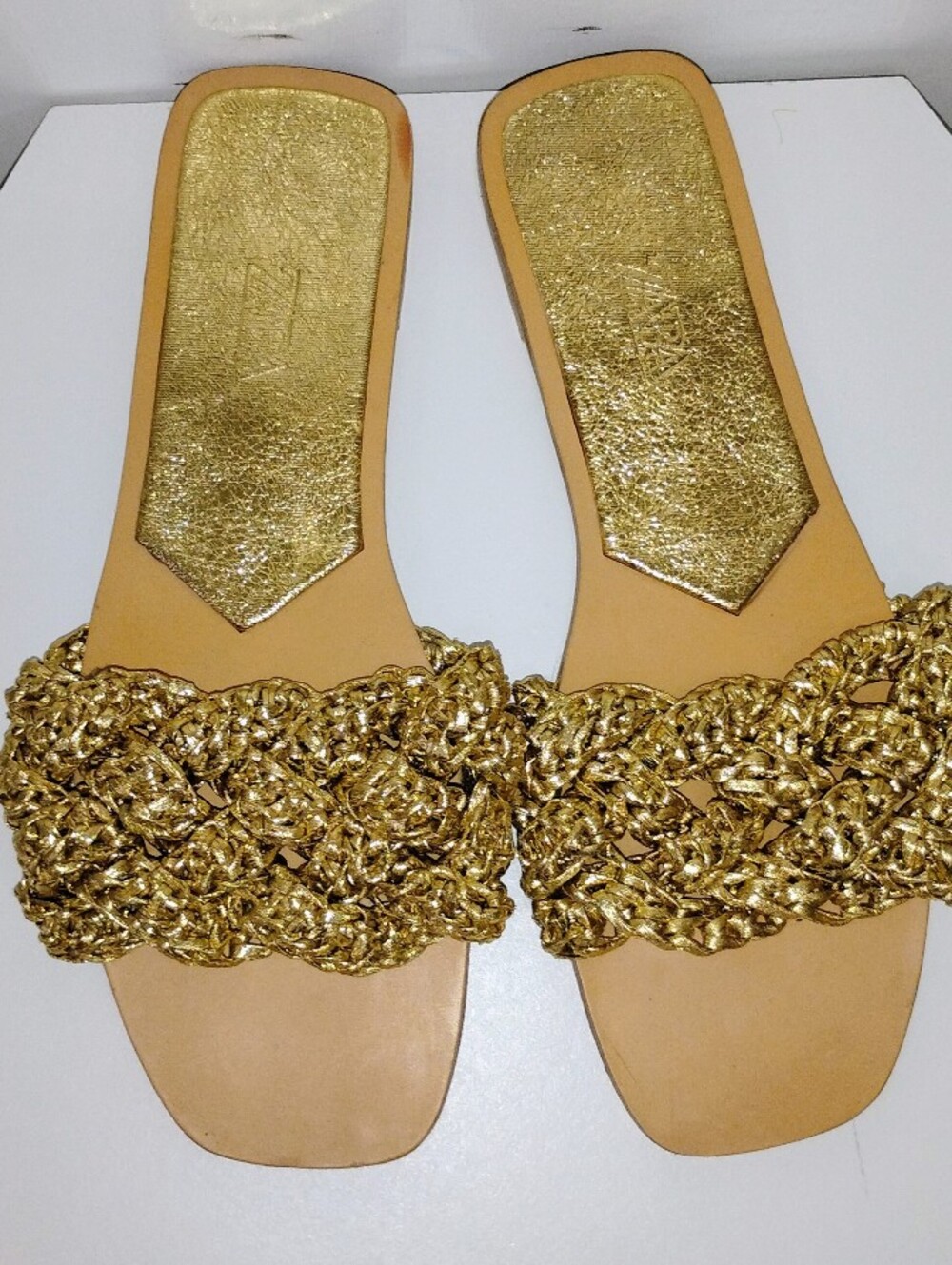 ZARA GOLD SLIDES - Picture 3 of 6